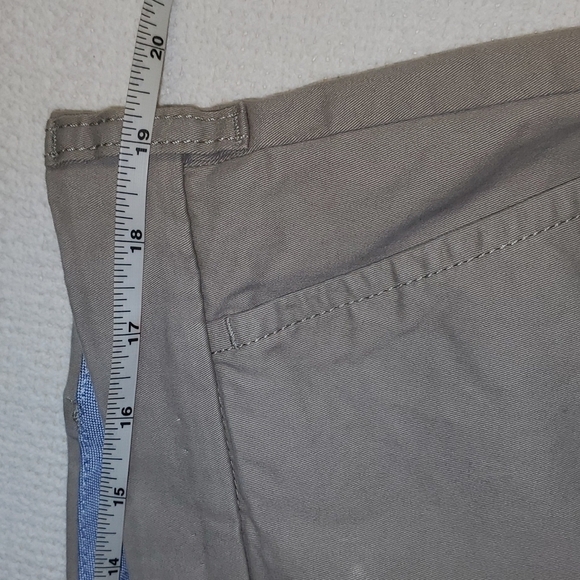 Tommy Hilfiger Embroidered Logo Flat Front Sz 38 Shorts - Picture 7 of 9